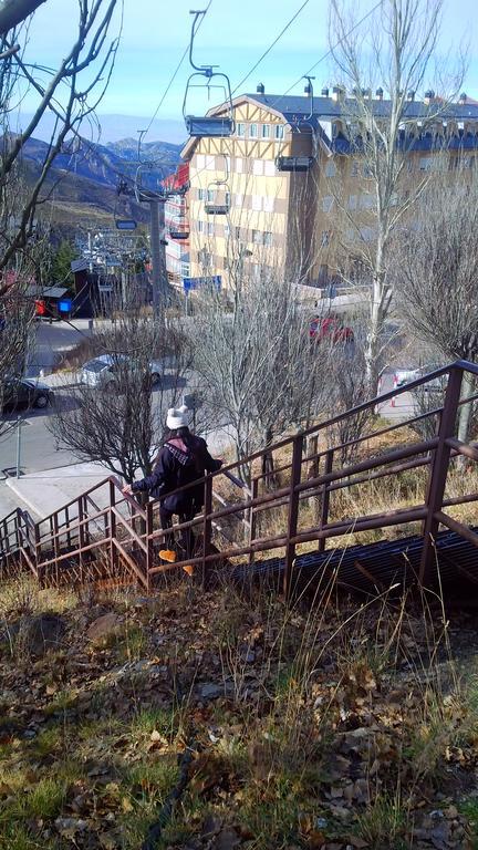Apartamento Edificio Serraneu. Sierra Nevada. Granada Eksteriør billede